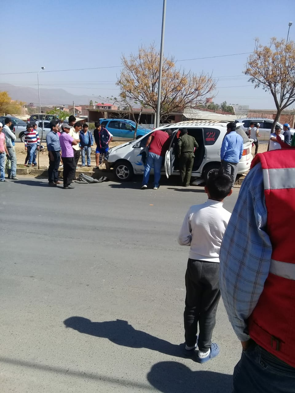 Fallece una mujer tras ser atropellada en la zona del mercado Abasto, los vecinos exigen seguridad vial