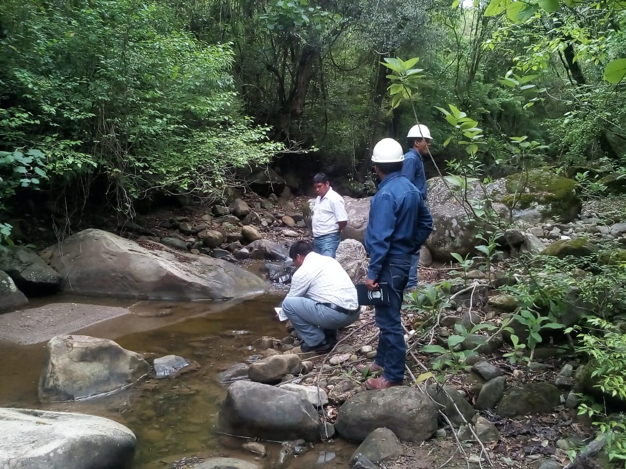 Autoridades y comunarios de San Alberto-Caraparí reclaman mayor atención por derrame de hidrocarburos