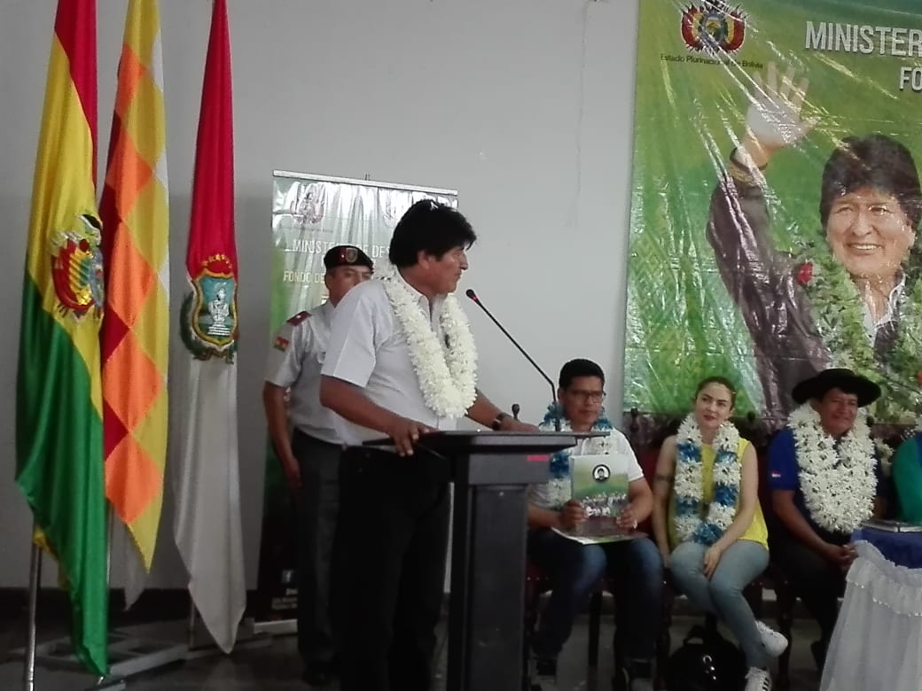 Evo Morales realizó la entrega de recursos para proyectos de Desarrollo Indígena en Tarija