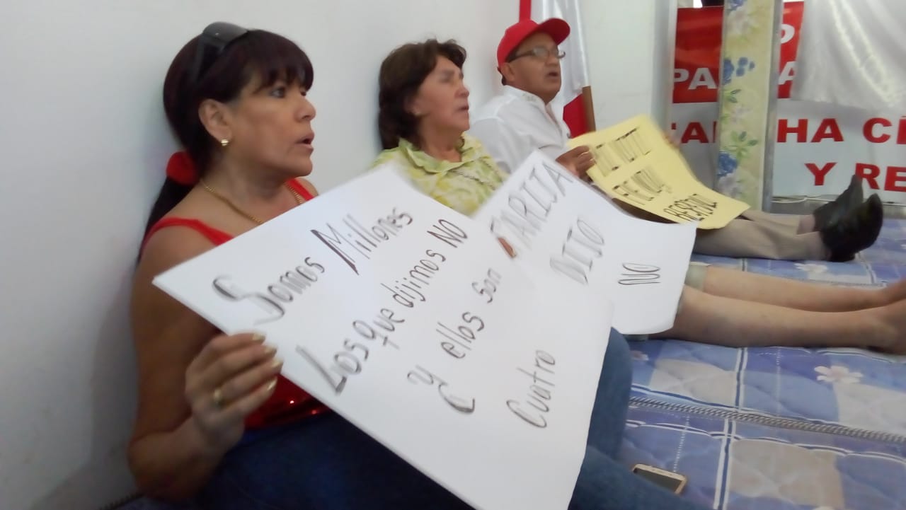 Cívicos inician piquetes de huelga en defensa del voto del 21F