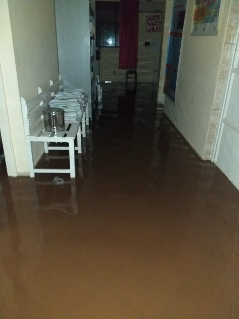 Reportan inundaciones por intensa lluvia en Bermejo