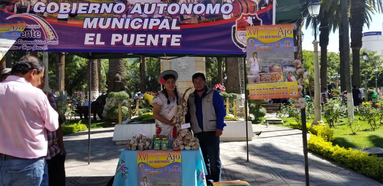 El municipio de El Puente promociona la Feria del Ajo