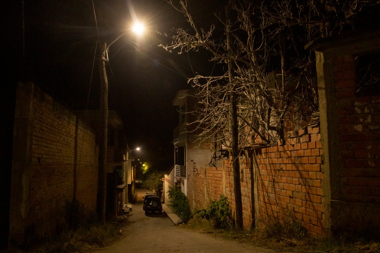 Alumbrado público con luces LED llega al 100% en barrio Guadalquivir