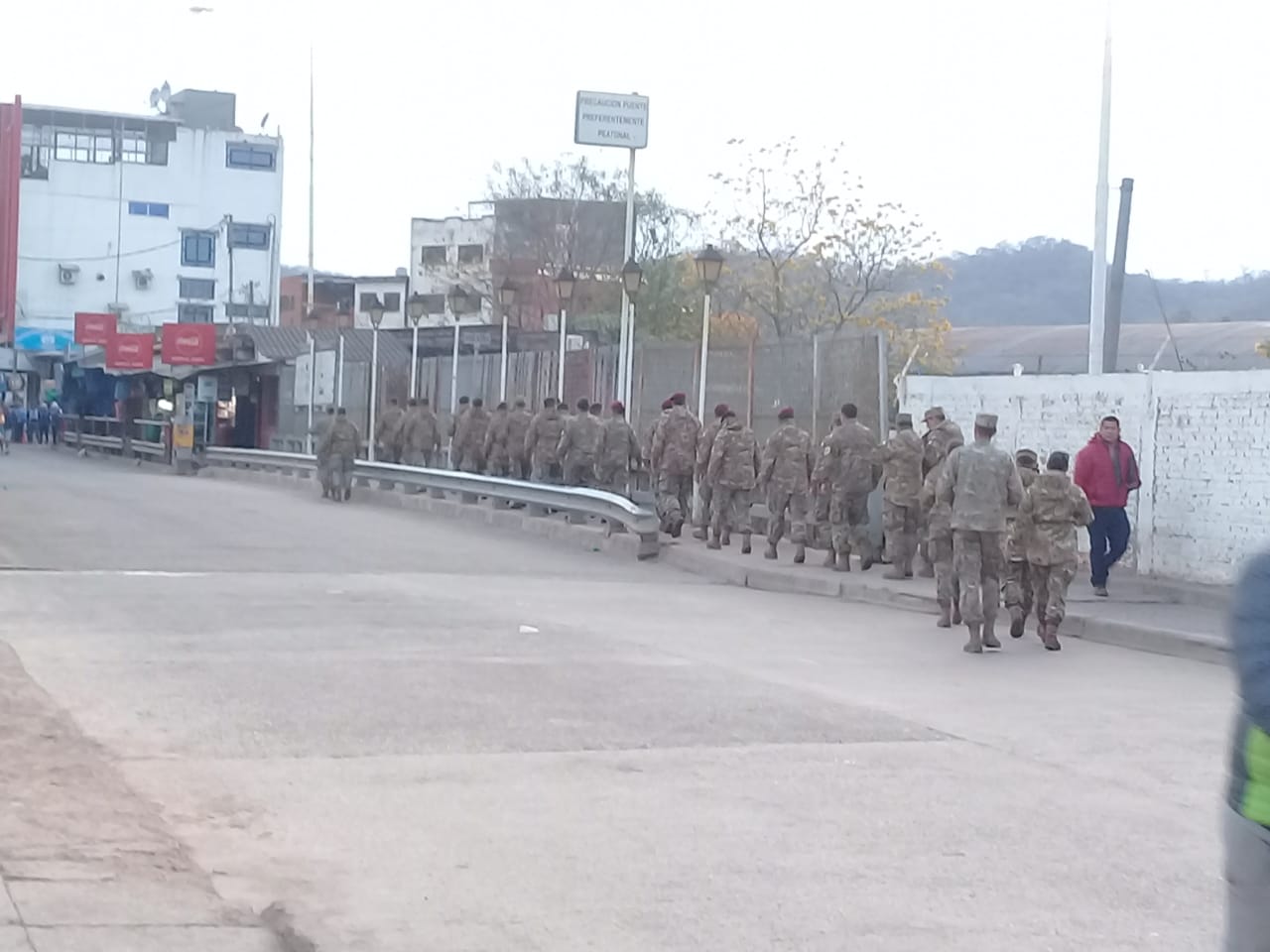 Segundo contingente militar de Argentina llega a Bolivia para ayudar en la Chiquitanía
