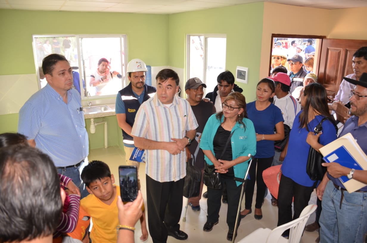 Ministro de la Presidencia inspecciona viviendas para personas con discapacidad en Tarija