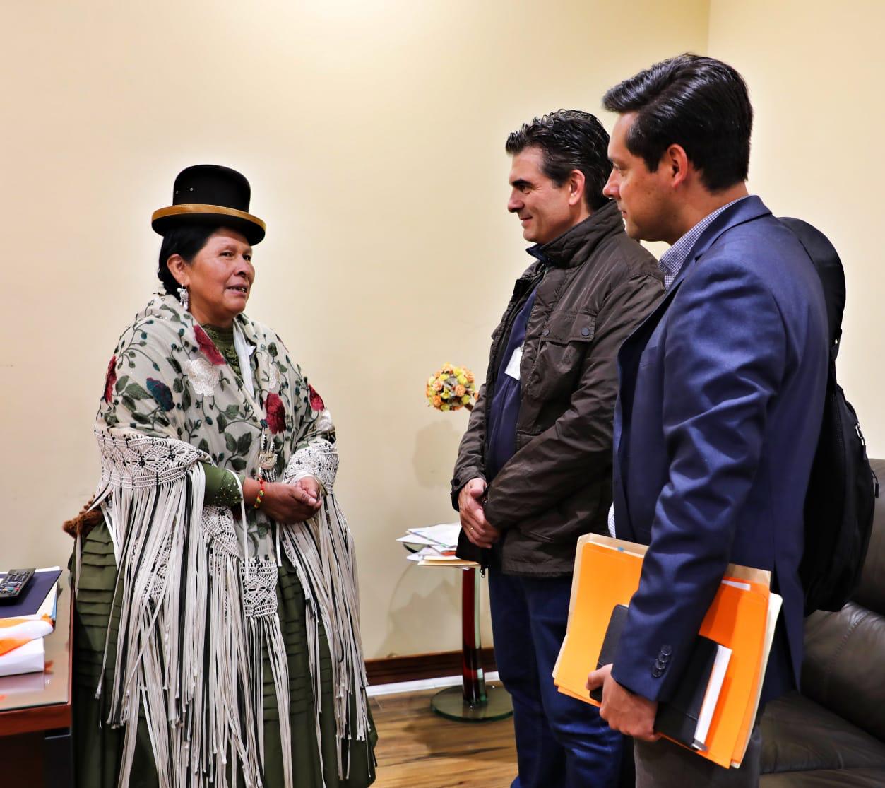 Alcalde de Tarija logra apoyo del Ministerio de Culturas para promocionar el Carnaval Chapaco 2020