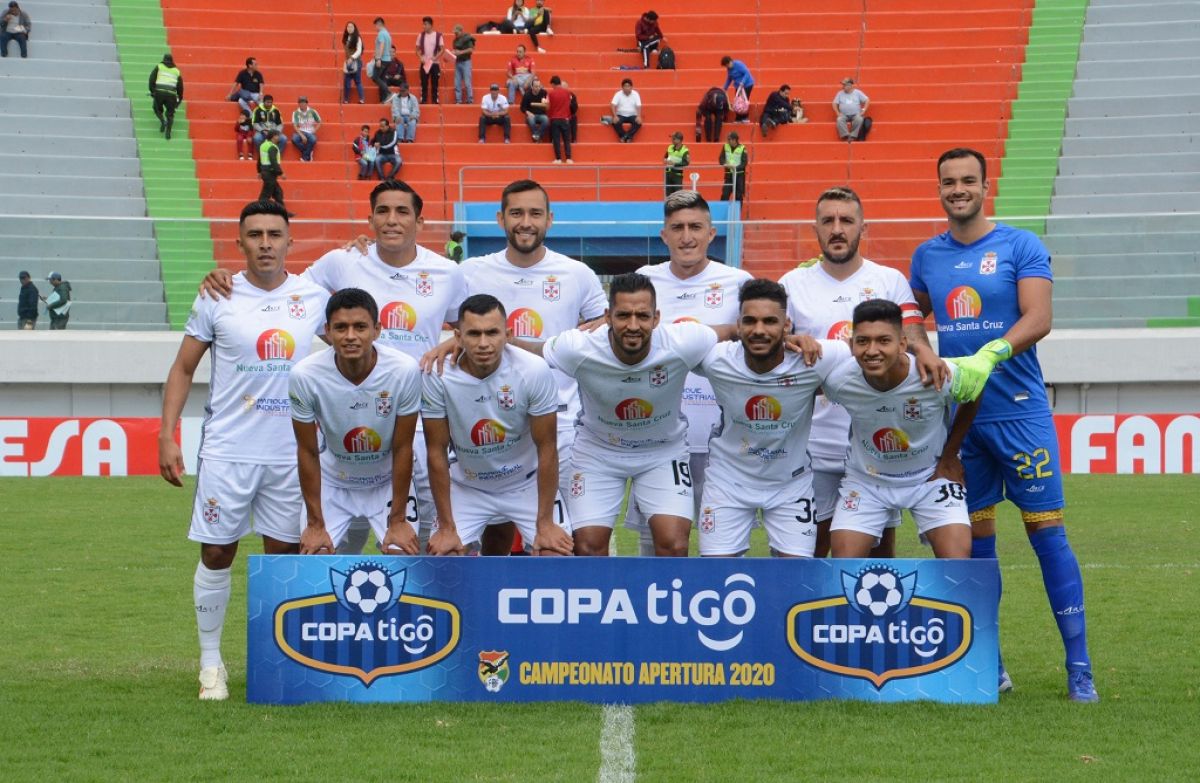 Contin an los trabajos en el estadio de Real Santa Cruz