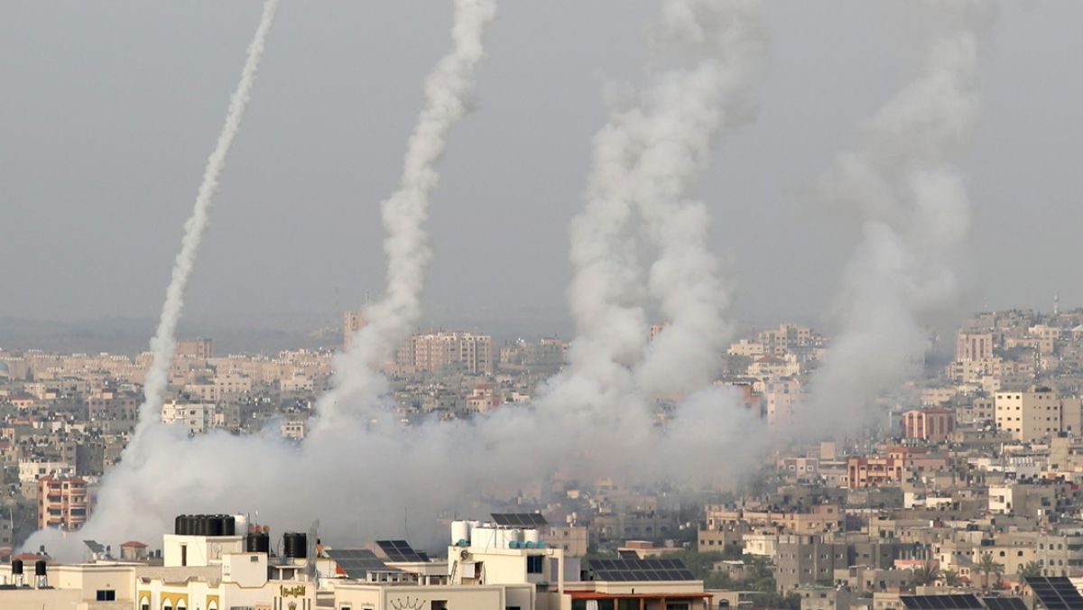 Hamás ataca Israel con cohetes tras el ultimátum para que retire a sus  tropas de dos