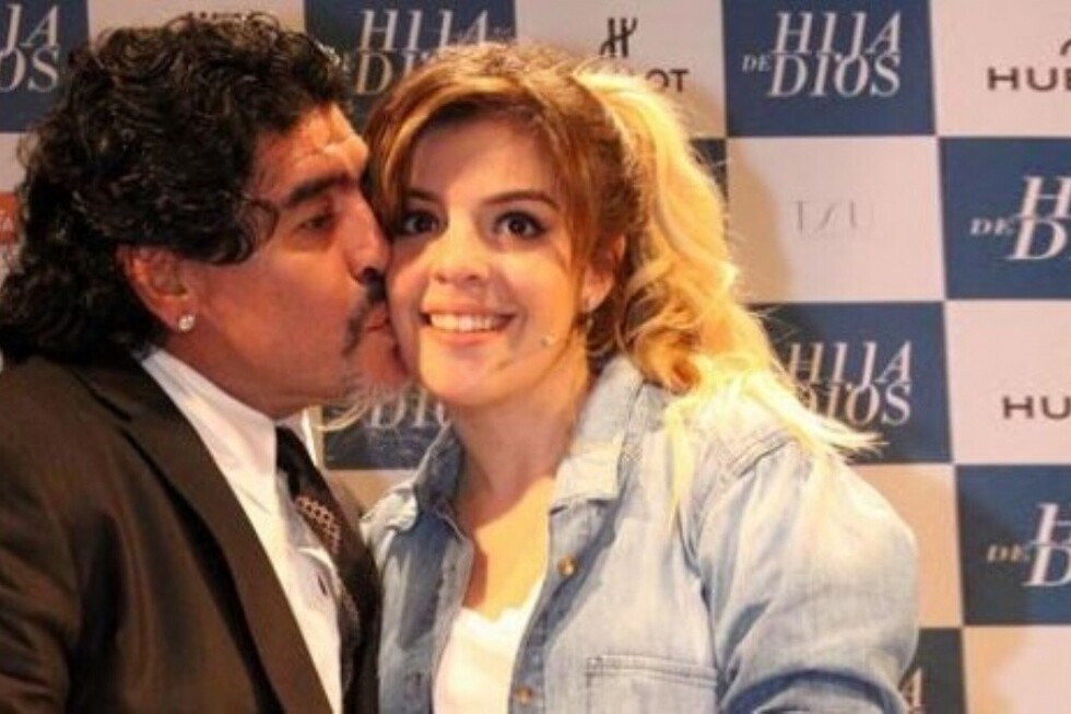 Maradona no asistirá a la boda de su hija