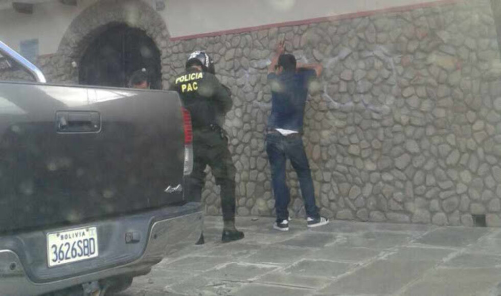 A la cárcel ladrón que robó a dos colegiales