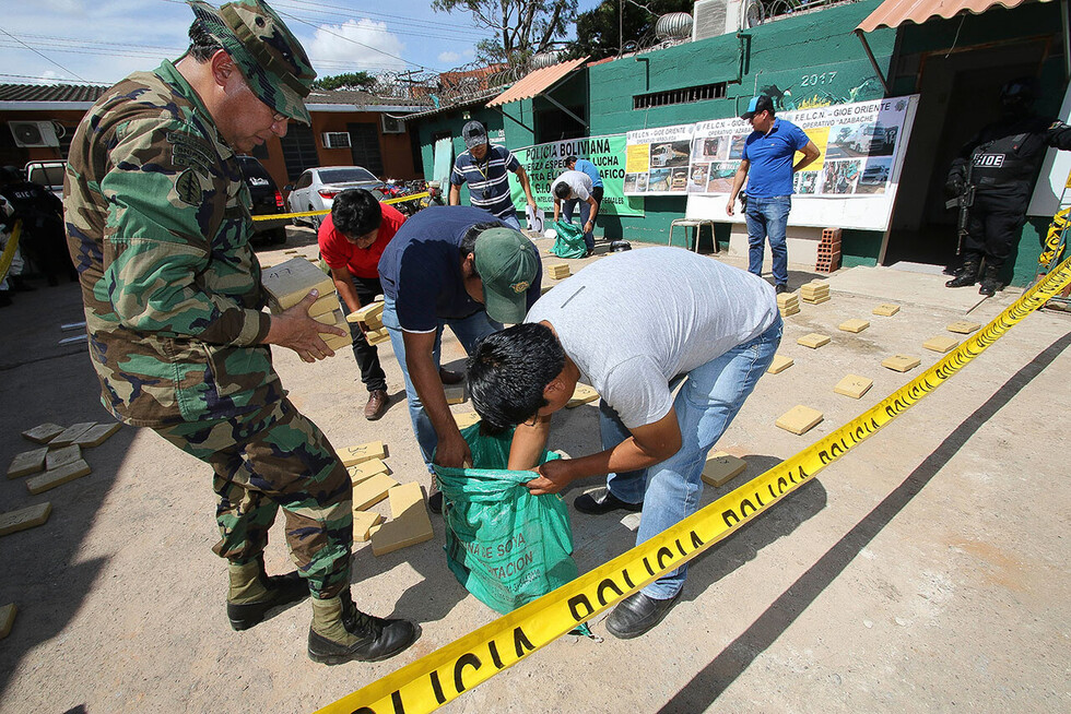 Caen dos camiones con 170 kilos de cocaína