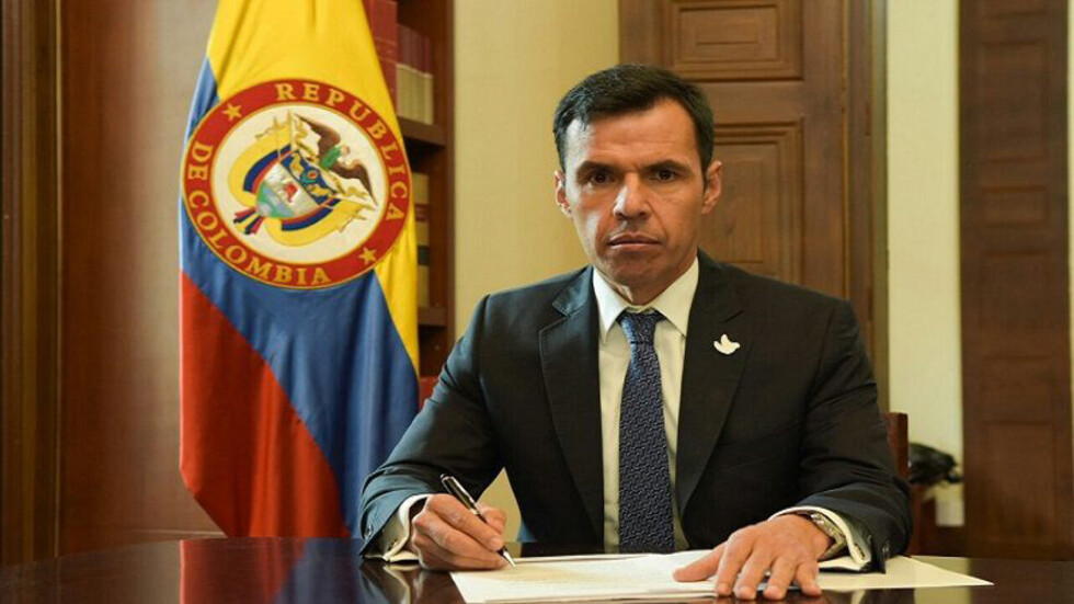 Rechazan ley que coarta derechos de la FARC