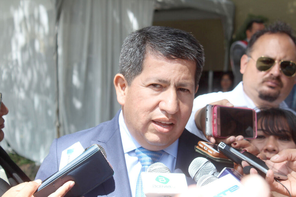Gobierno alista uso de armas contra el contrabando