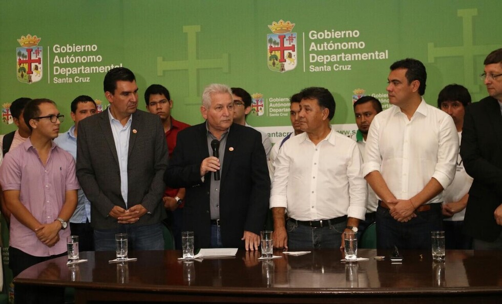 Rubén Costas califica a Leyes como el “gran mártir del 21F”