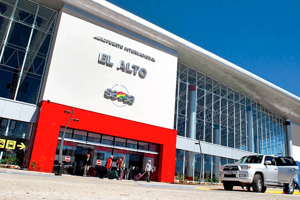 Anciana dijo que tenía una bomba en el aeropuerto alteño