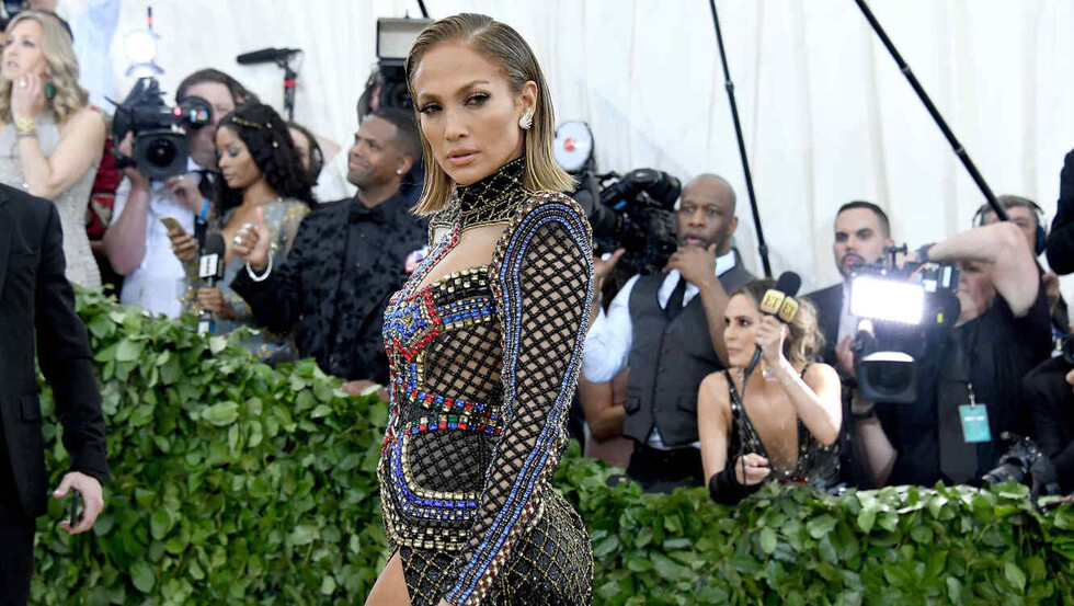 Instagram  arde con las piernas de JLo