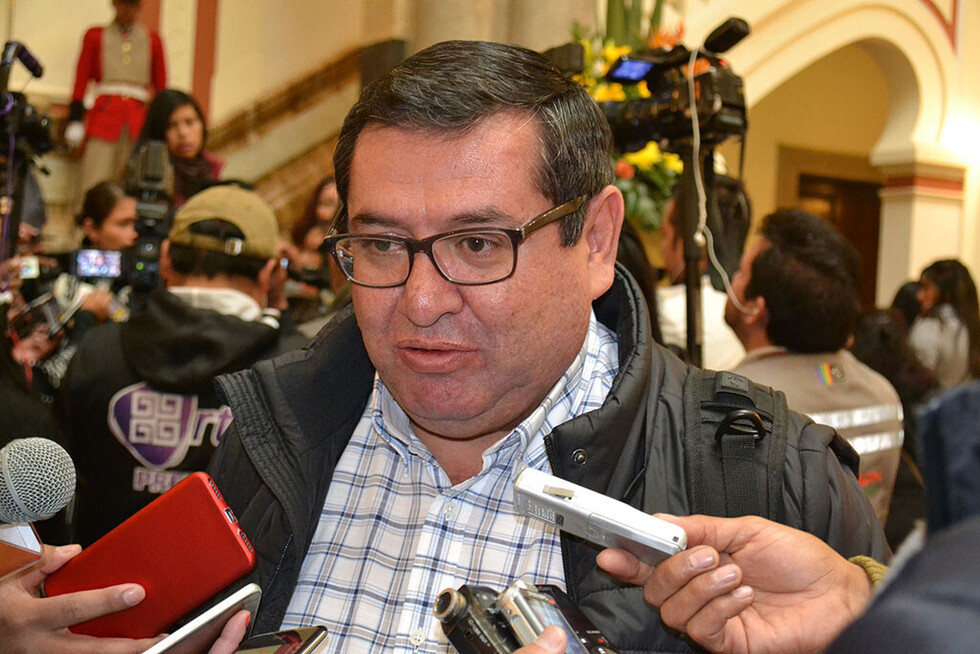 Gobierno anuncia un ajuste a las tarifas eléctricas