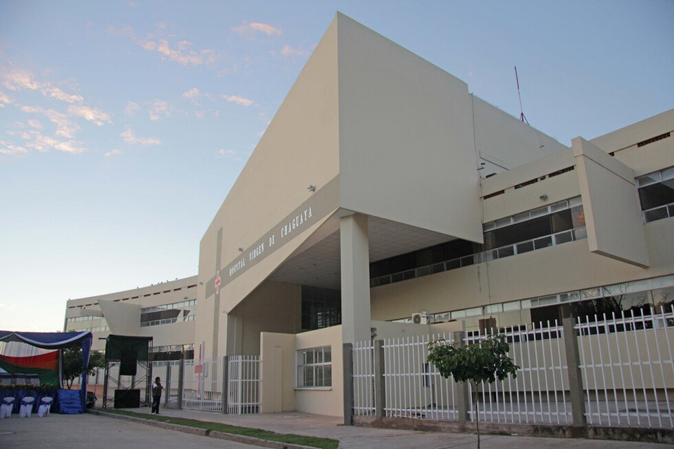 Mujer que habría intentado abortar llegó con dolores estomacales al hospital