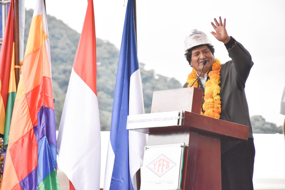 Evo y ministro acusan a opositores de hacer daño a Bolivia por observar reservas hidrocarburíferas