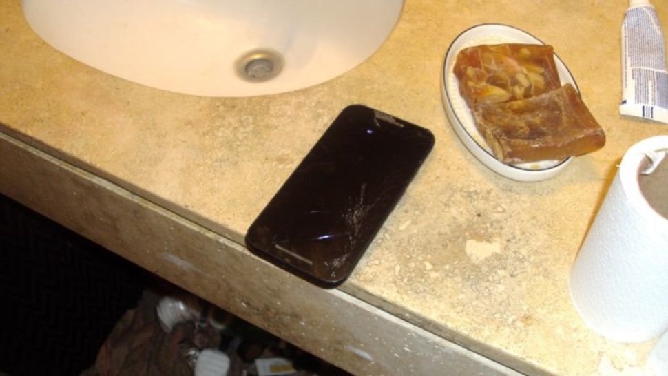 Cae banda que enviaba droga en celulares