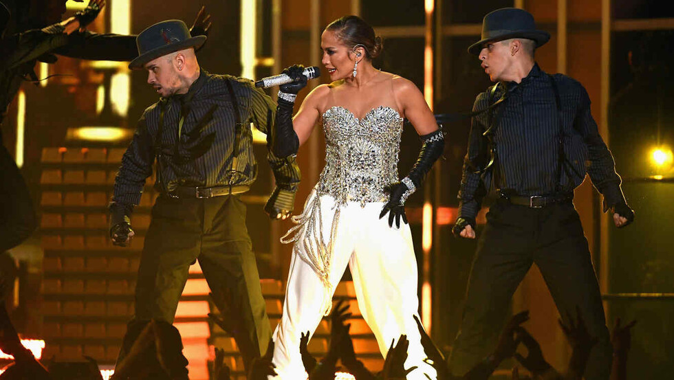 JLo estrenó  su nuevo  hit “Dinero”