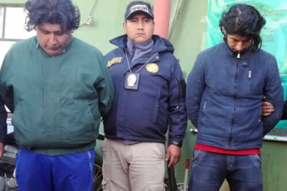 Caen cogoteros en flagrancia, la víctima rogó por su vida
