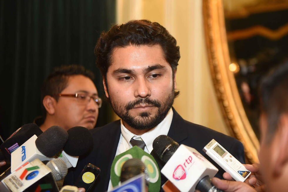 Gobierno pide a la Fiscalía investigar al expresidente Carlos Mesa por caso Quiborax