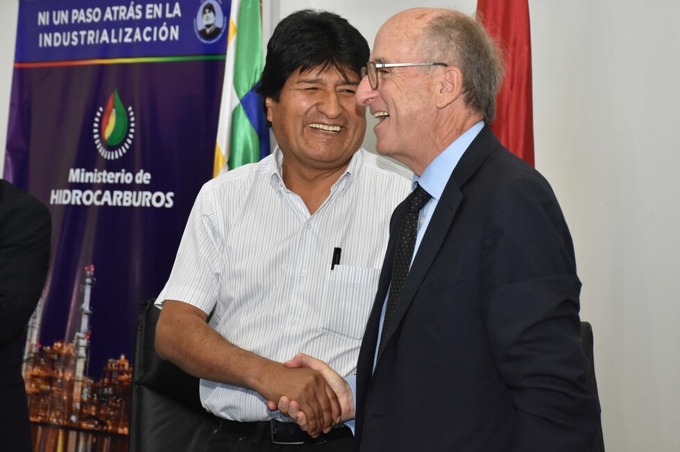 El abrazo de Repsol