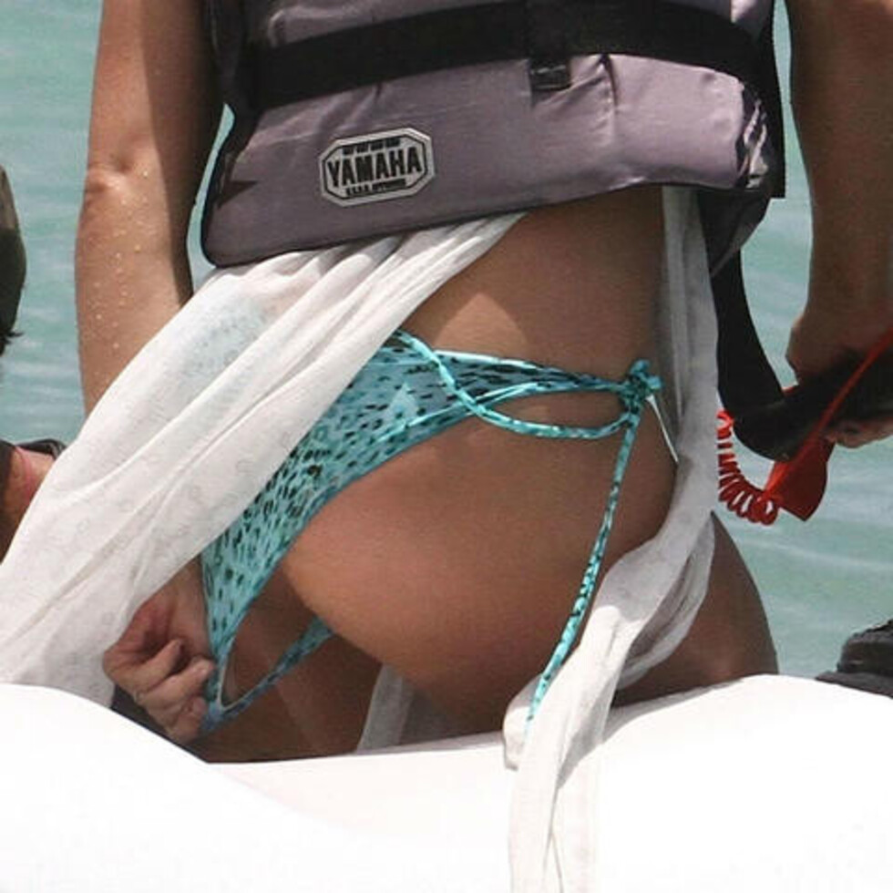 Britney estuvo en problemas por su bikini