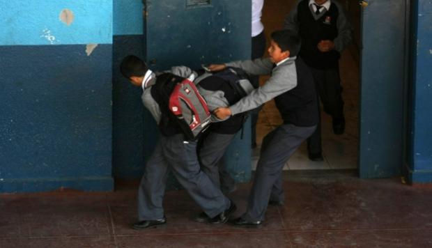 Niño podría perder su riñón tras sufrir bullying en colegio