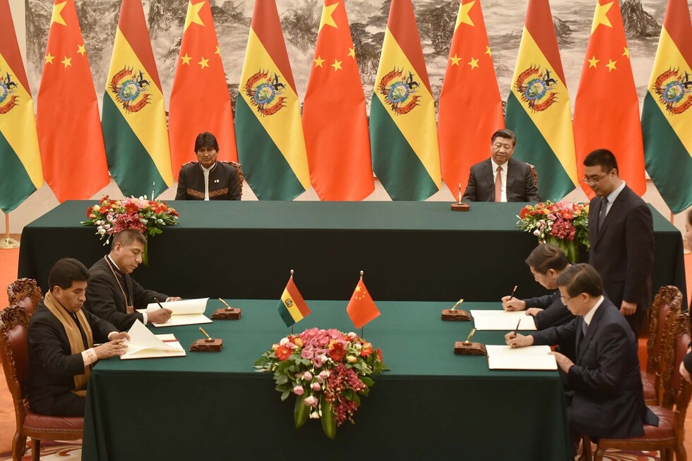 Bolivia y China sellan asociación estratégica y dan paso a la compra y venta de quinua y café