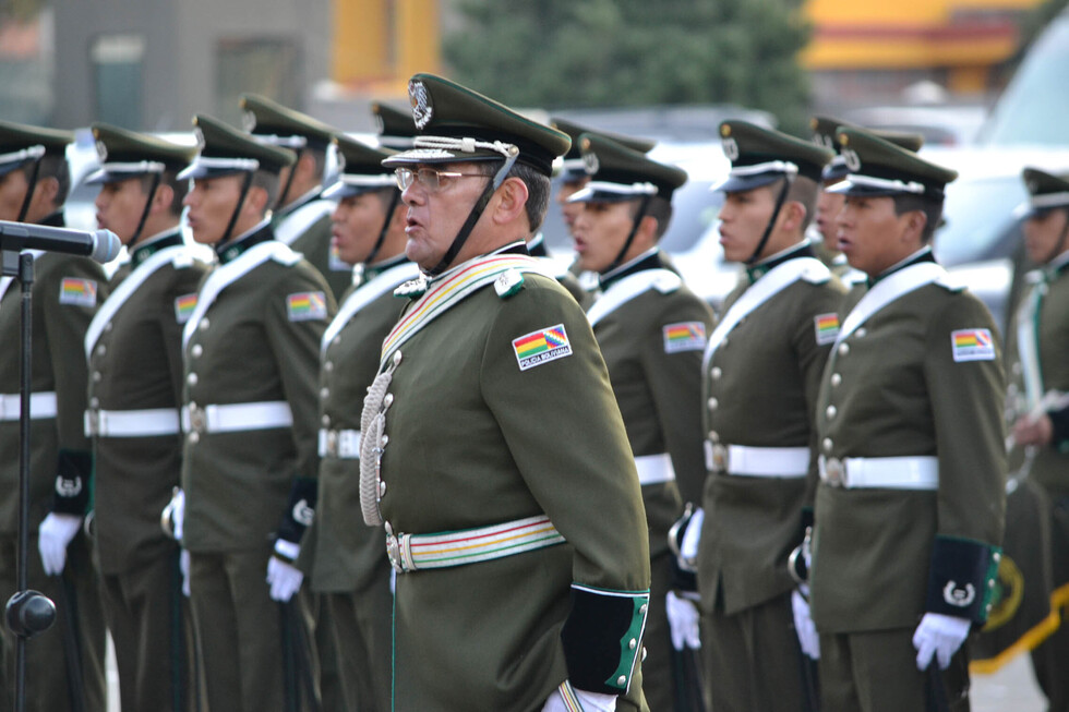 Gobierno rinde homenaje a la Policía en su 192 aniversario