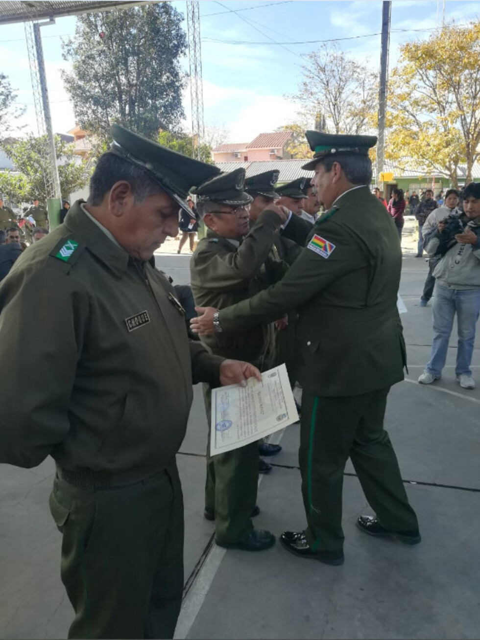 Policía reconoció a efectivos en servicio pasivo