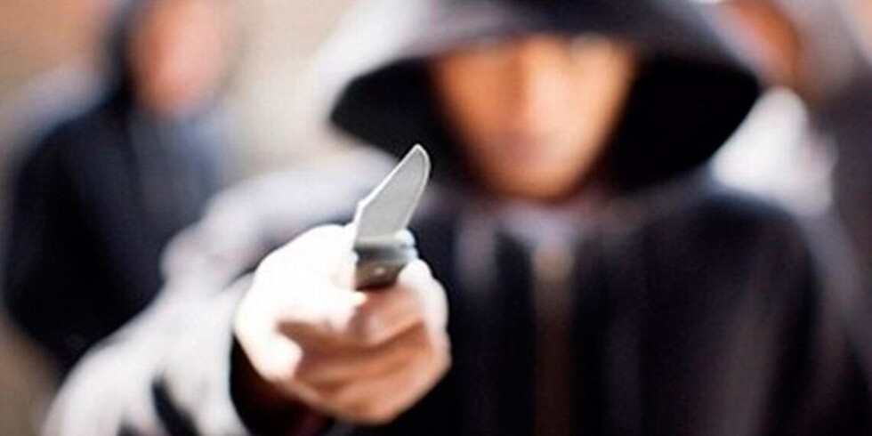 Atrapan a 4 menores que casi roban a una joven