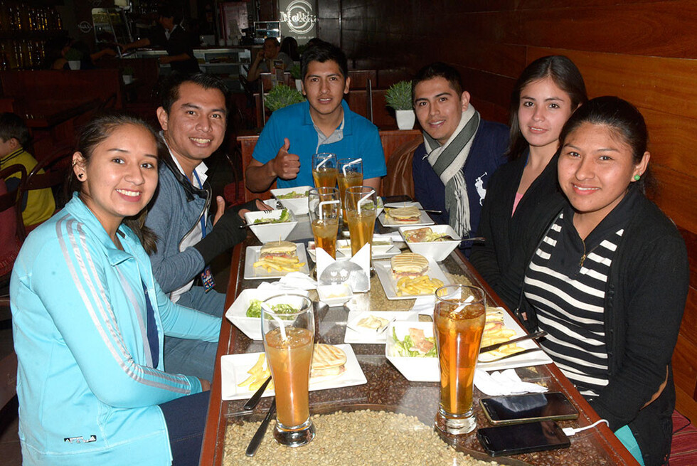 Jornada  familiar en el Café Mokka