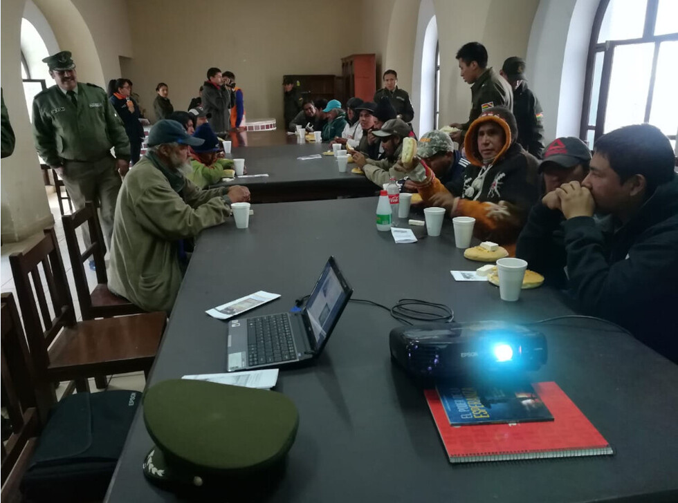 Policía continuó trabajo con bebedores consuetudinarios