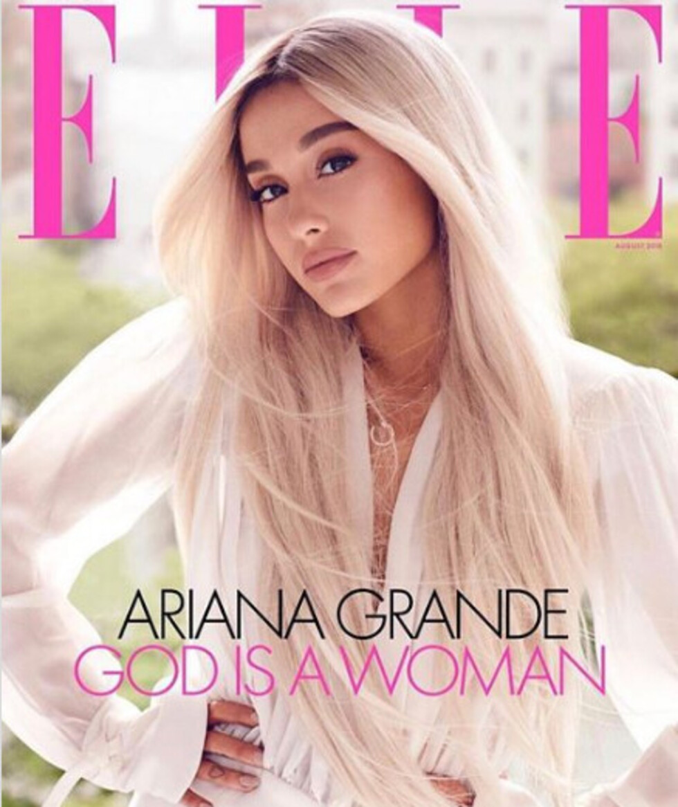 Ariana Grande  reapareció y  estrenó look