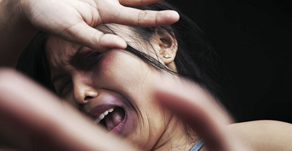 Ebrio golpeó a su pareja delante de su hija