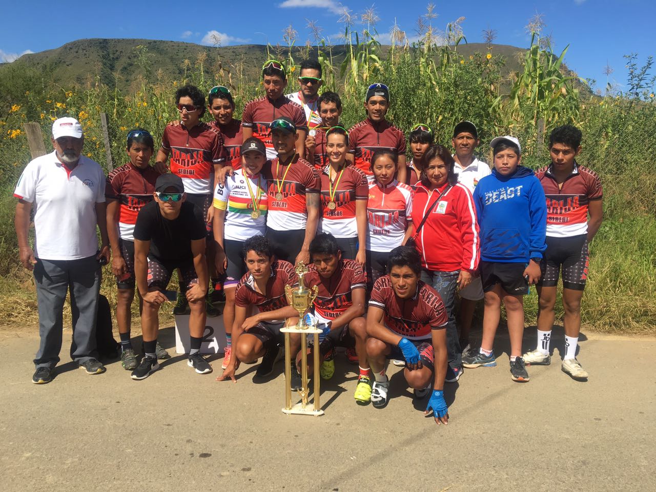 Tarijeños buscarán llegar a la selección nacional de ciclismo