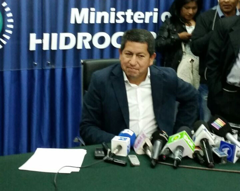 Dos ministros renuncian al secreto bancario