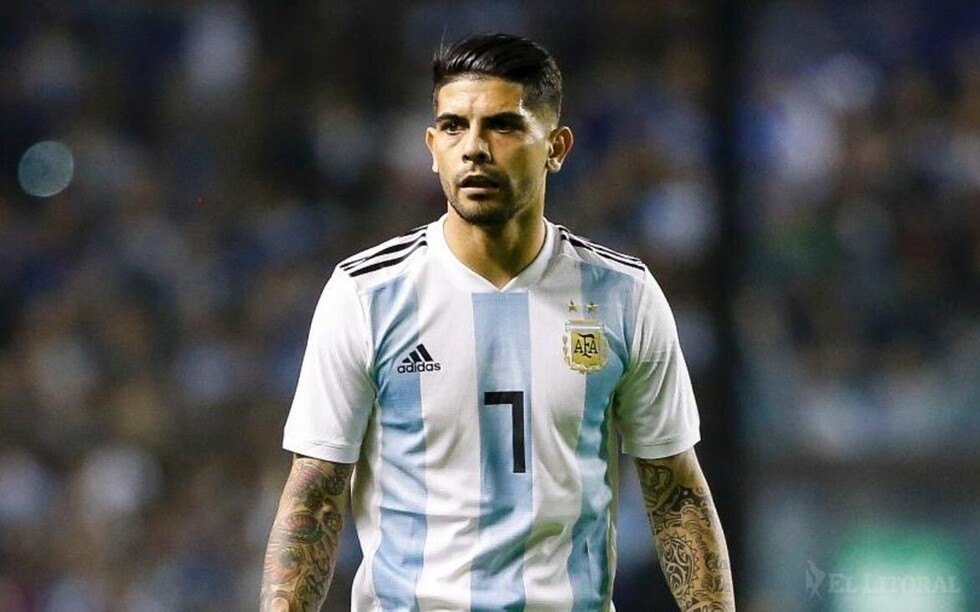 El Barcelona  también quiere a Ever Banega