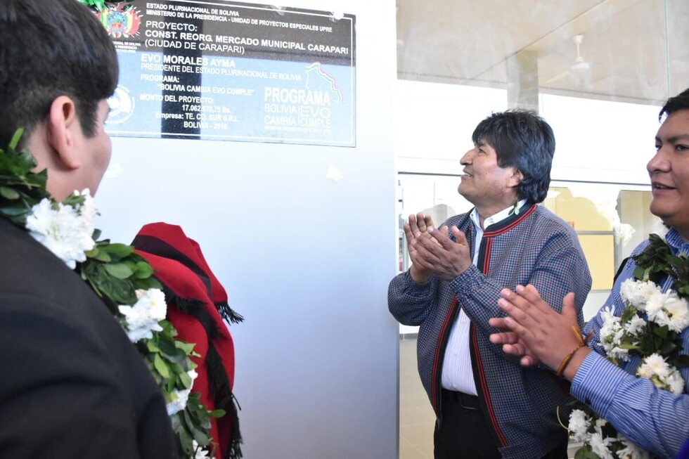 Presidente inauguró nuevo mercado municipal de Caraparí