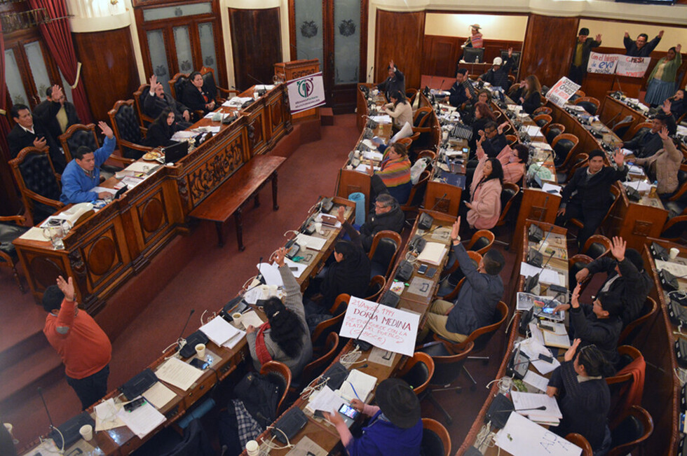 Diputados aprueban en grande proyecto de Ley de Organizaciones Políticas que plantea elecciones primarias