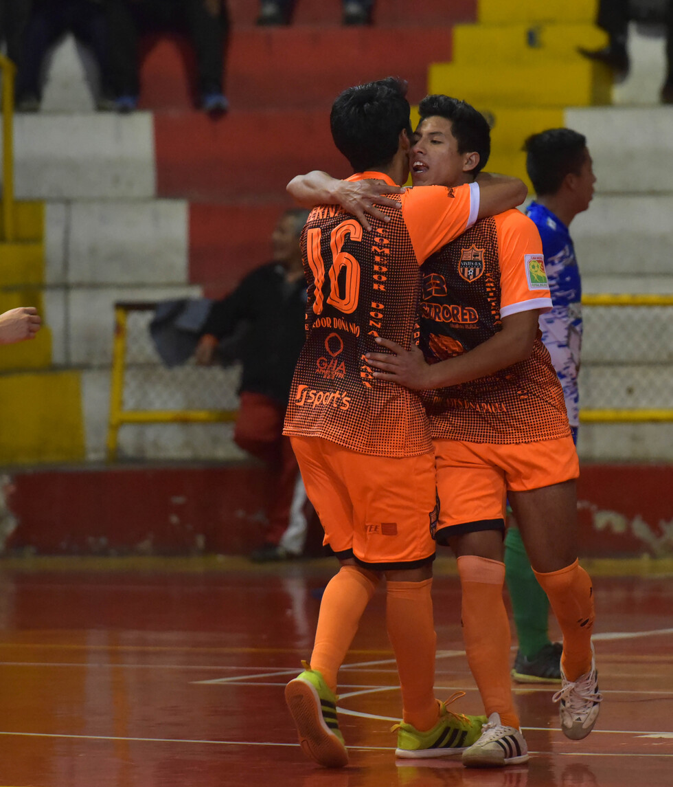 Fecha positiva para Nantes y Prensa en la Liga de Futsal