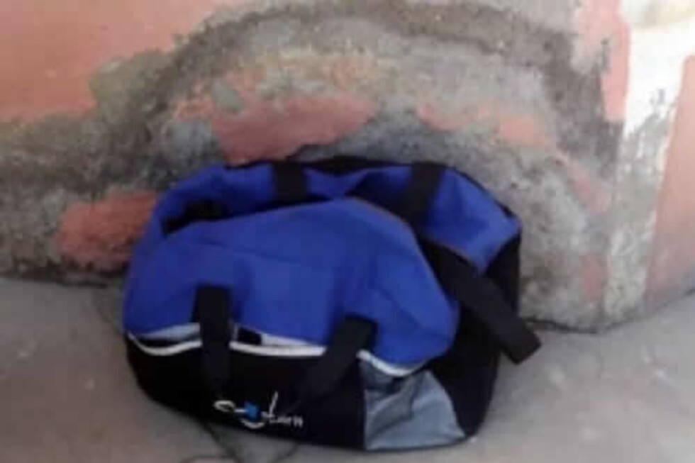 Abandonan a bebé en un maletín en El Alto