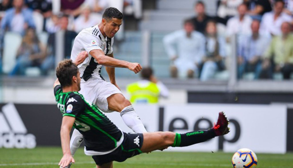 Dos anotaciones para CR7 y tres puntos para la Juve