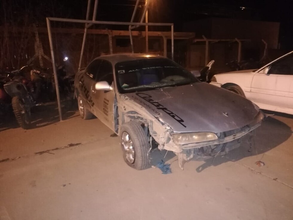 Policía ebrio chocó e intentó darse a la fuga