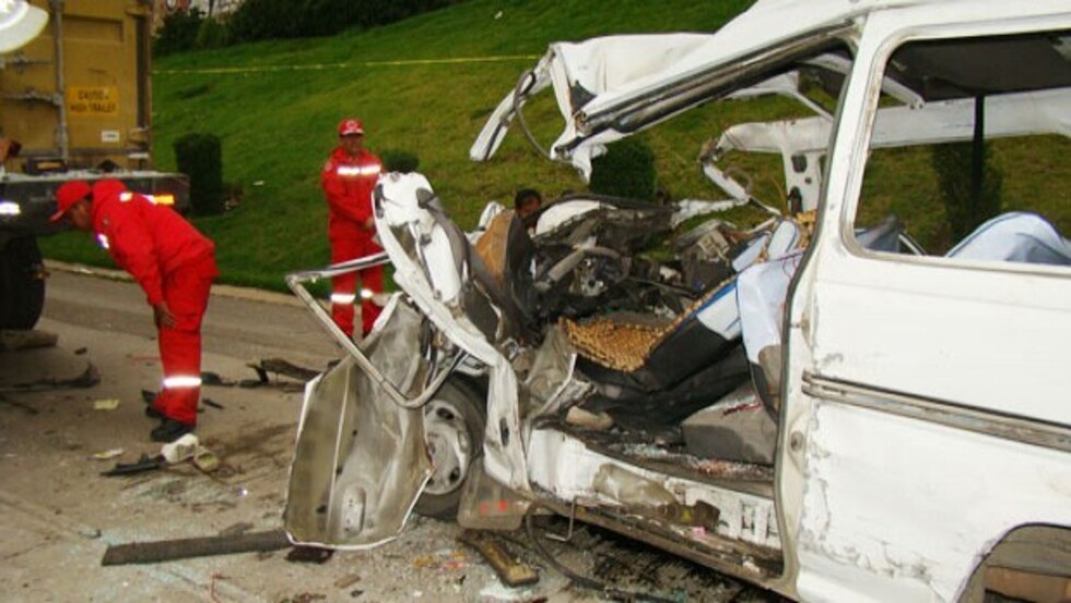 Accidente en carretera La Paz-Oruro deja un muerto y seis heridos
