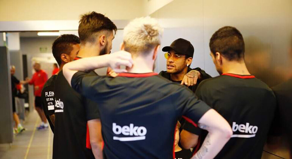 ¿Neymar pega la vuelta al club Barcelona en 2020?
