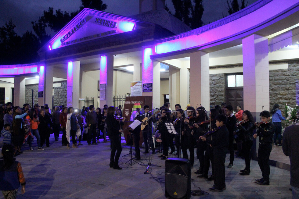 Tradición y familia en la despedida de las almitas